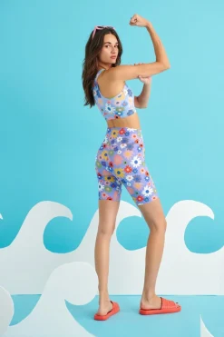 Aruba Top><noscript><img width=