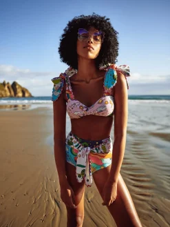 Wonder World Bikini>Celia B Clearance